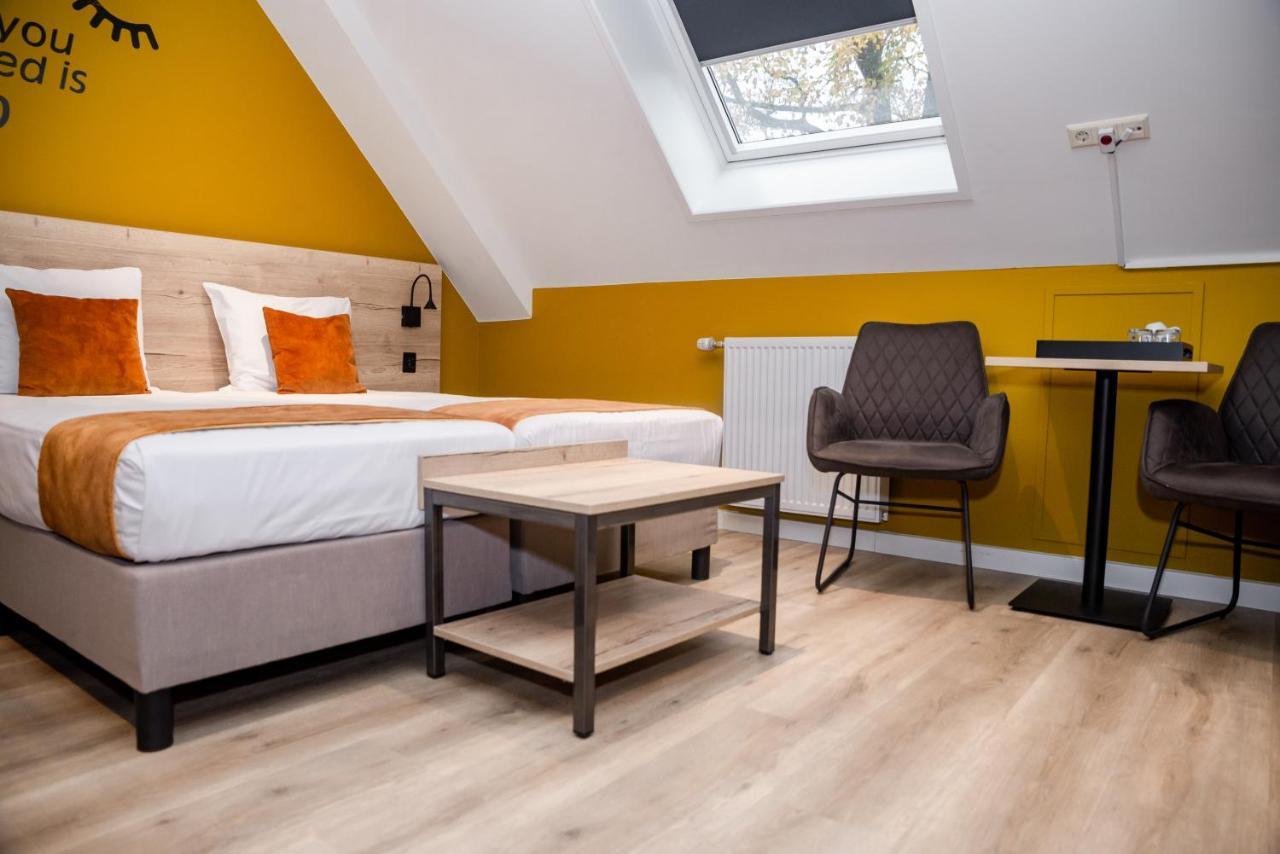 Hotel Onder De Linden Roden Exteriér fotografie
